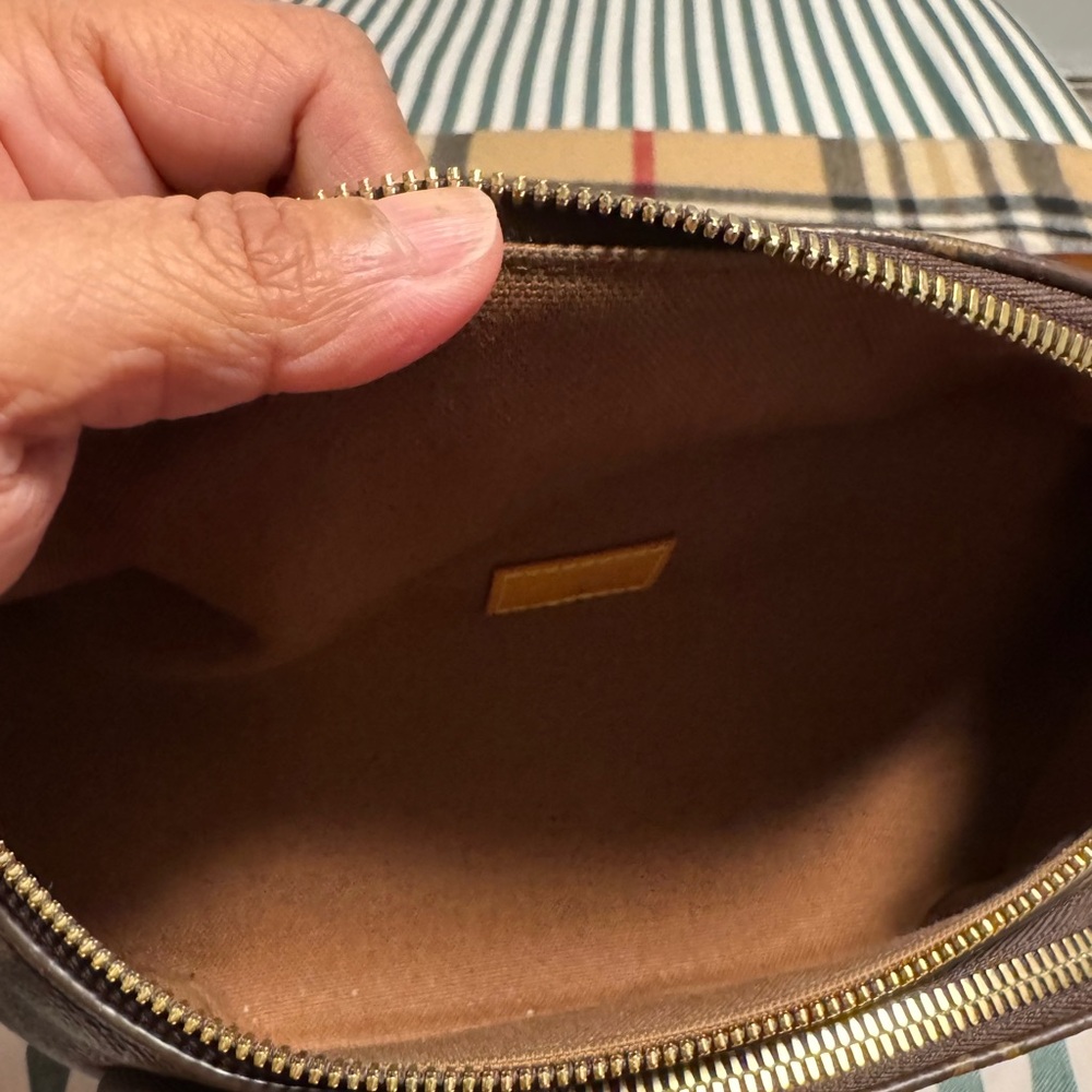 Louis Vuitton Rush bumbag- sold - Picture 8 of 13